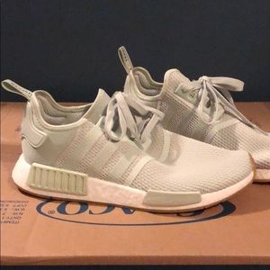 Adidas men’s shoes size 11